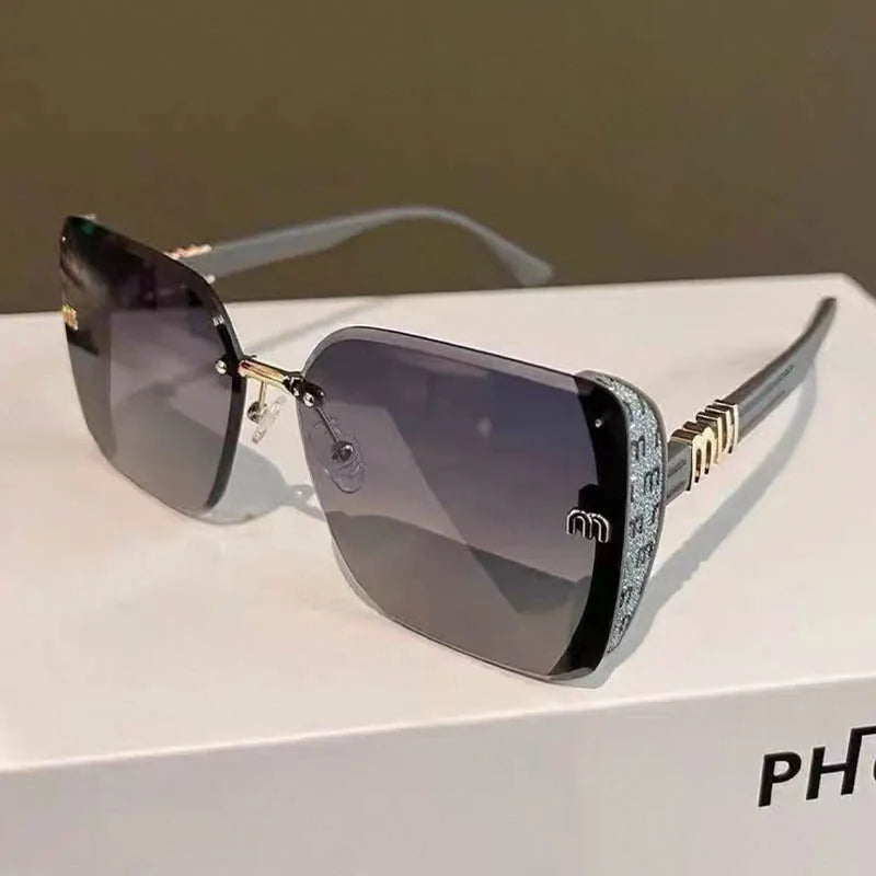 QVQV Fashion Oversized Square Sunglasses Women 2026 New Side Frame Letters Luxury Brand Sun Glasses Trendy Driving Eyeglasses